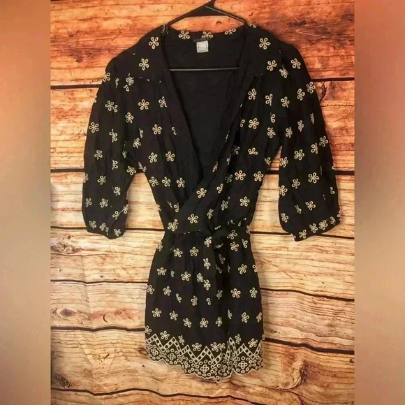 VENUS Women’s Black and Cream Floral Romper Many Sizes NWOT and NWT - Picture 7 of 15